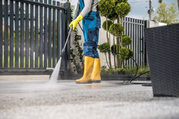 Best Concrete Pressure Washing  in Poughkeepsie, NY